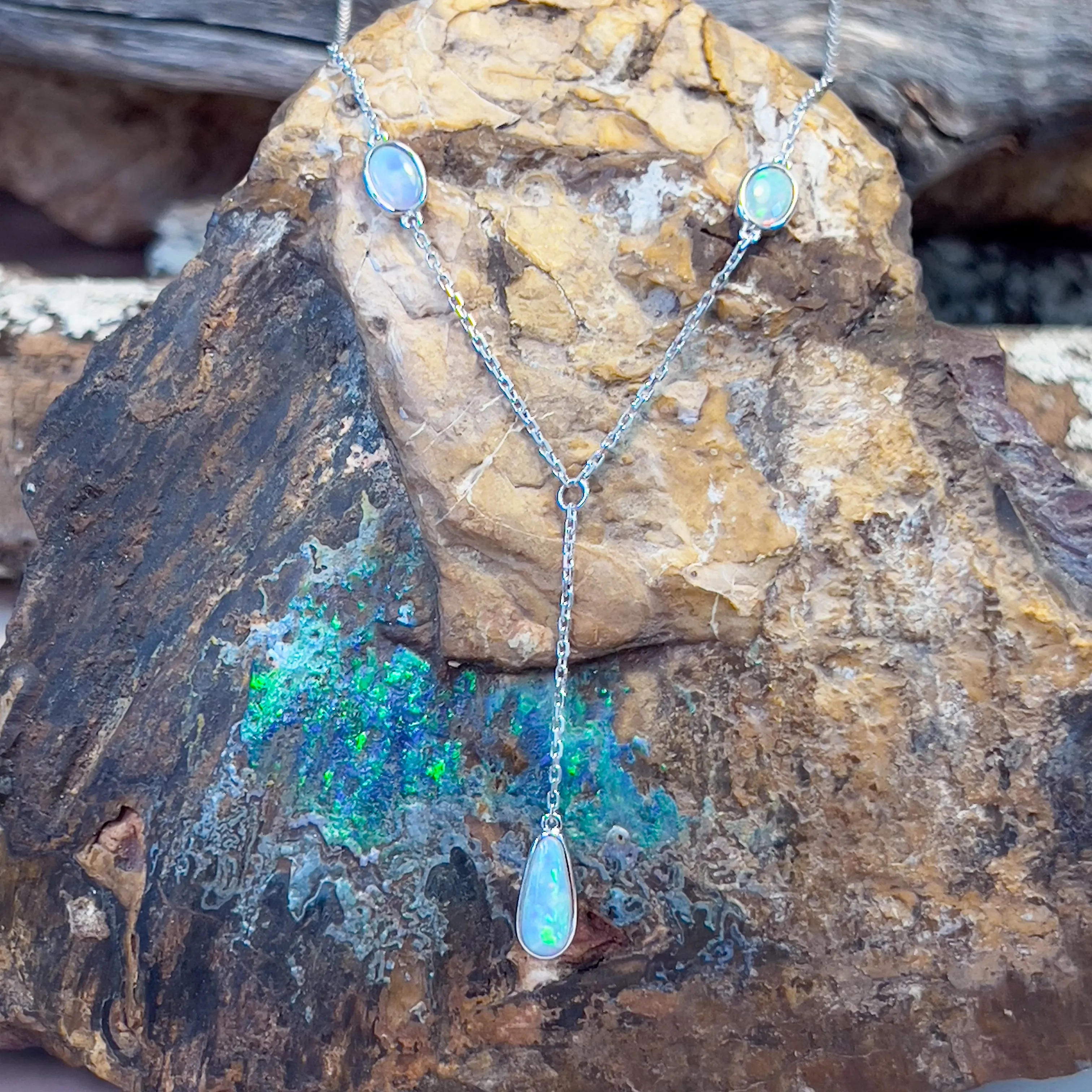 14kt White Gold 3 Opal necklace