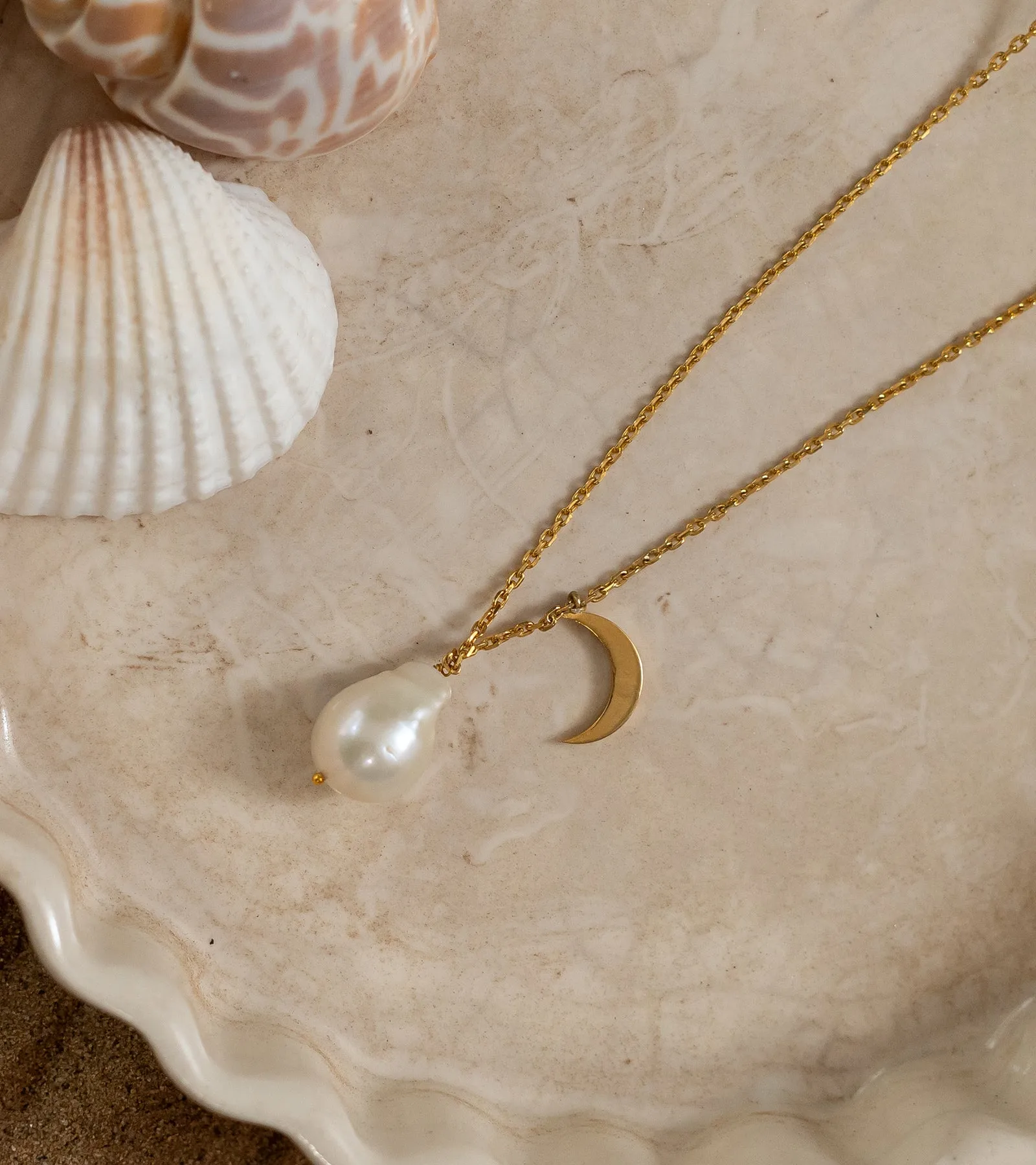 Crescent & Baroque | Necklace