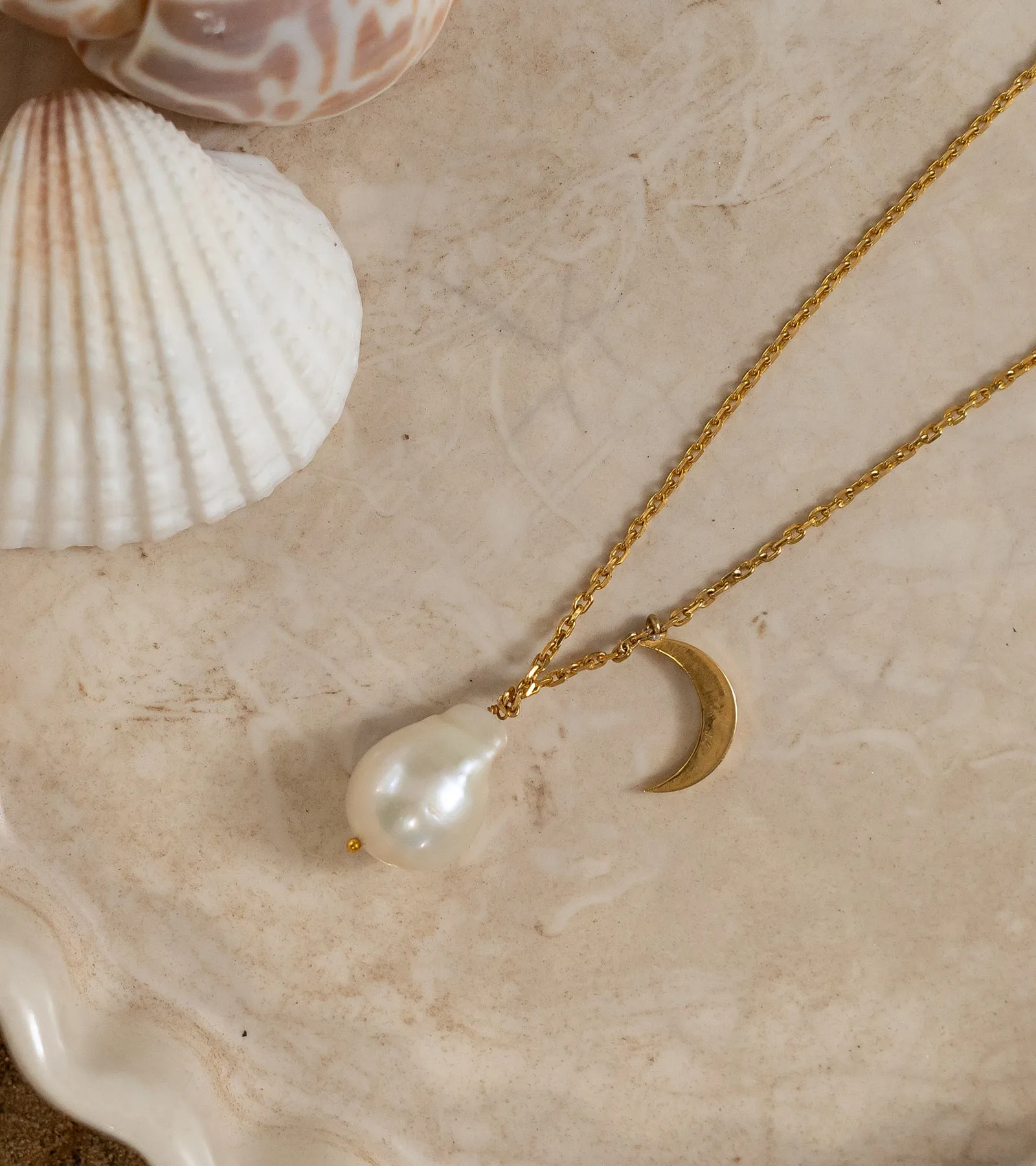 Crescent & Baroque | Necklace